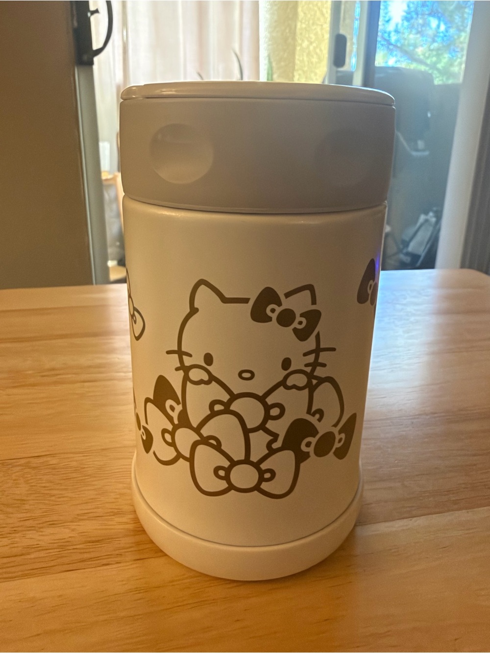 Zojirushi White Hello Kitty Thermal Food Jar - Cute Bow Design